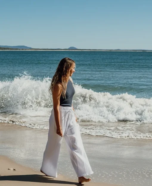 Gia Pant | White