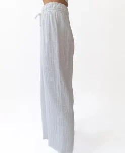 Gia Pant | White