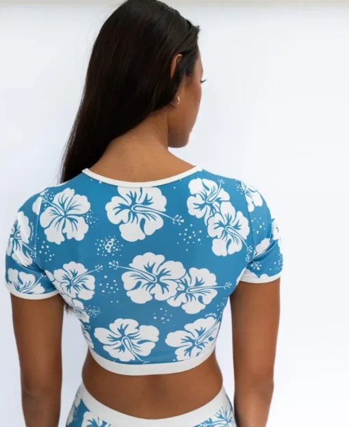 Indie Crop Tee | Hibiscus Azure / Off White