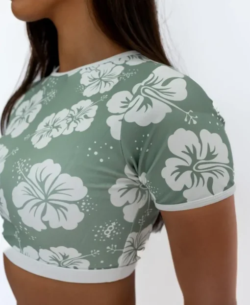 Indie Crop Tee | Hibiscus Moss / Off white