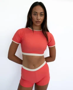 Indie Crop Tee Retro | Surf Red / Off White